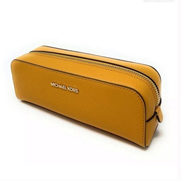 Michael Kors Giftables Medium Pencil Case Signature Leather Makeup Case Marigold - Picture 2 of 6